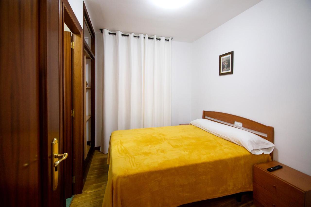 Yani'S Hospedaje Pension 1 Estrella Arriondas Zewnętrze zdjęcie
