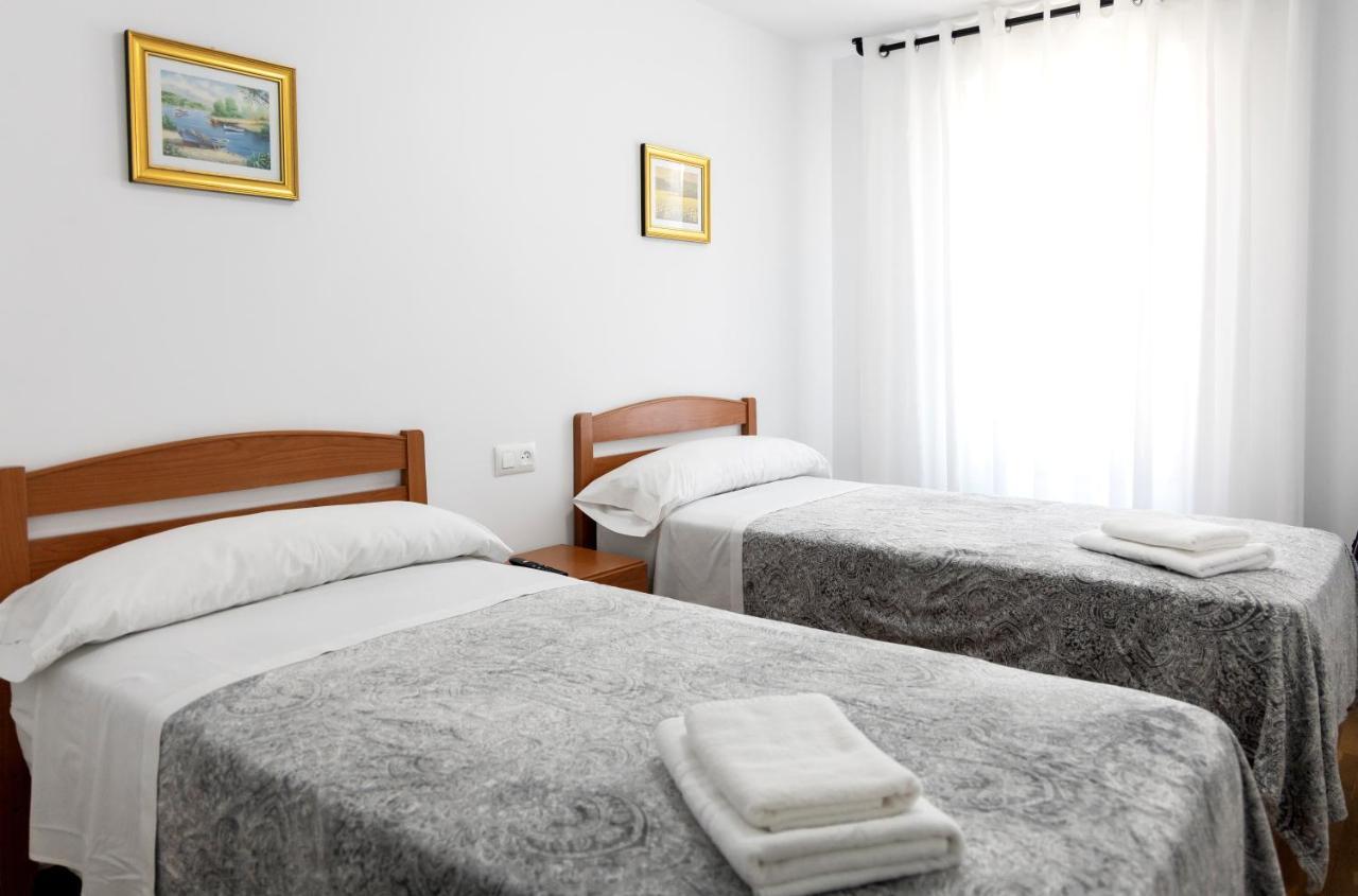 Yani'S Hospedaje Pension 1 Estrella Arriondas Zewnętrze zdjęcie